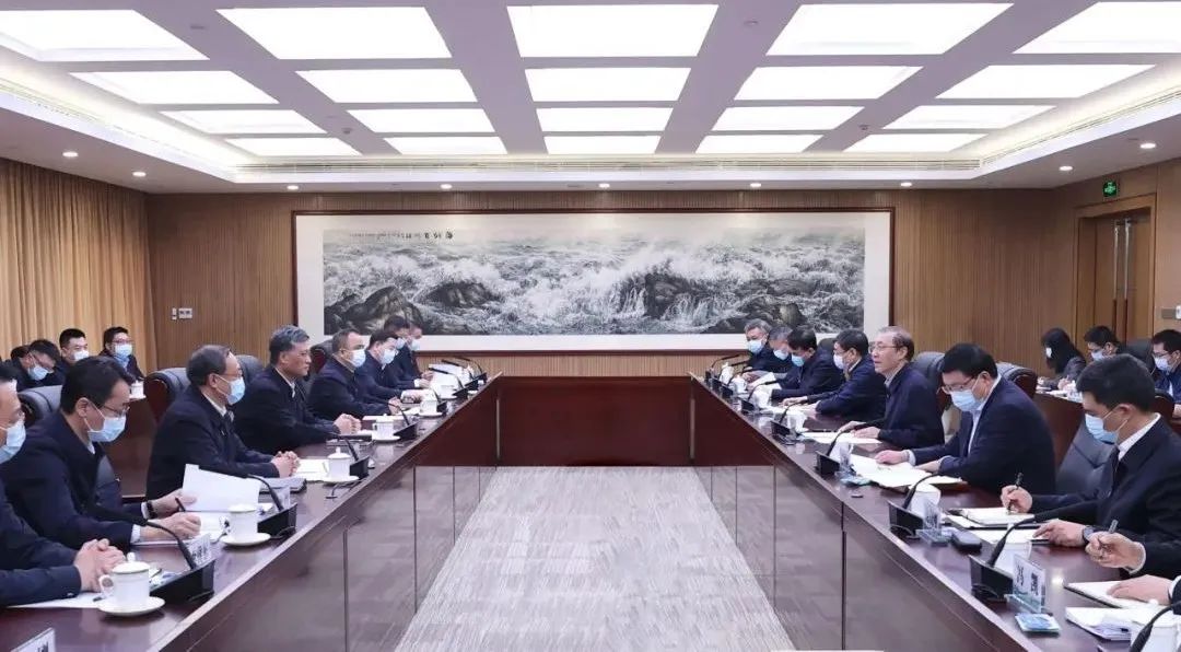 辛保安、張智剛與新疆維吾爾自治區、新疆生產建設兵團領導會談