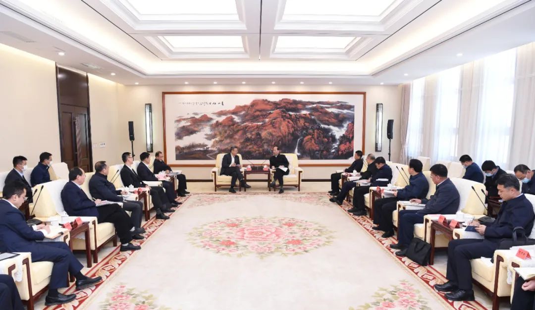 錢智民、江毅拜會(huì)內(nèi)蒙古自治區(qū)黨委書記、人大常委會(huì)主任石泰峰