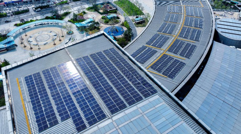 1.2MW！山東商業綜合體屋頂光伏發電項目并網發電