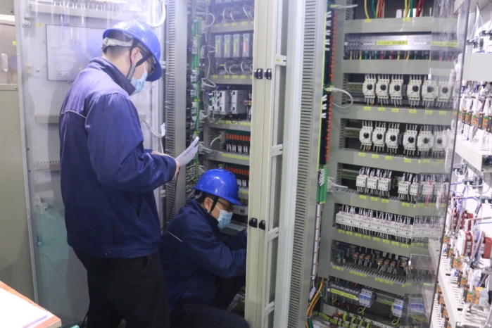向家壩水電站大型主變冷卻器控制系統實現全面自主可控
