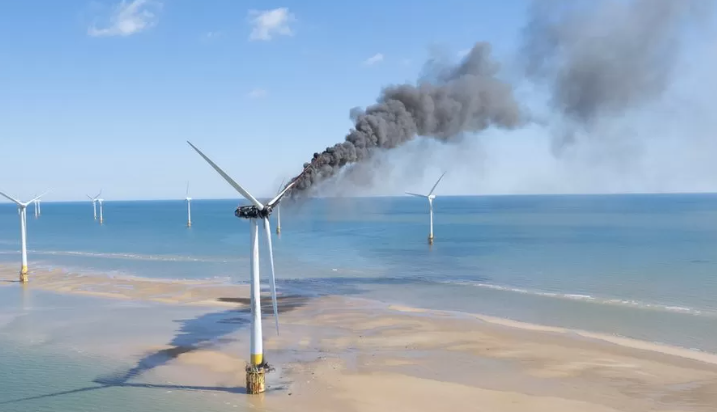 風機起火！這座海上風電場暫停運營