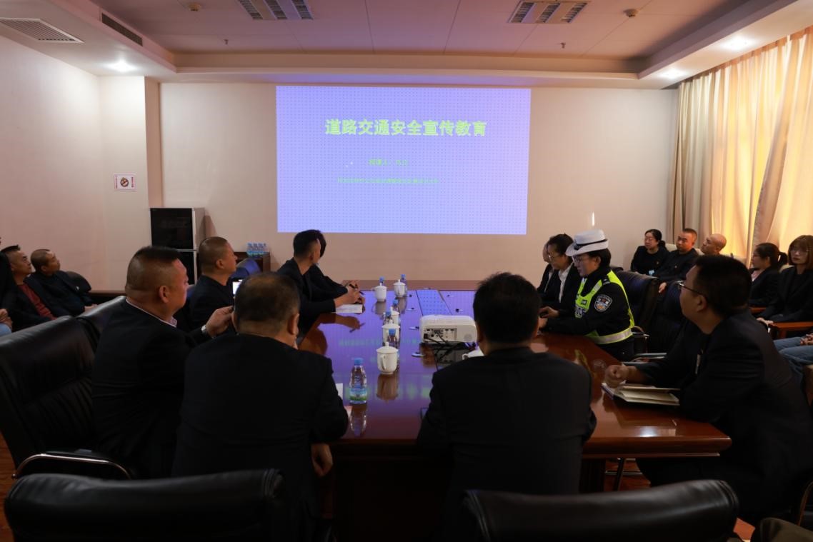 內蒙古電力呼和浩特供電公司：駛于文明，止于安全