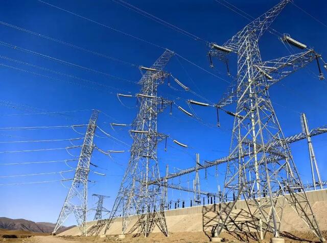 青?，敔枔跛娬?30千伏輸電線路全面竣工
