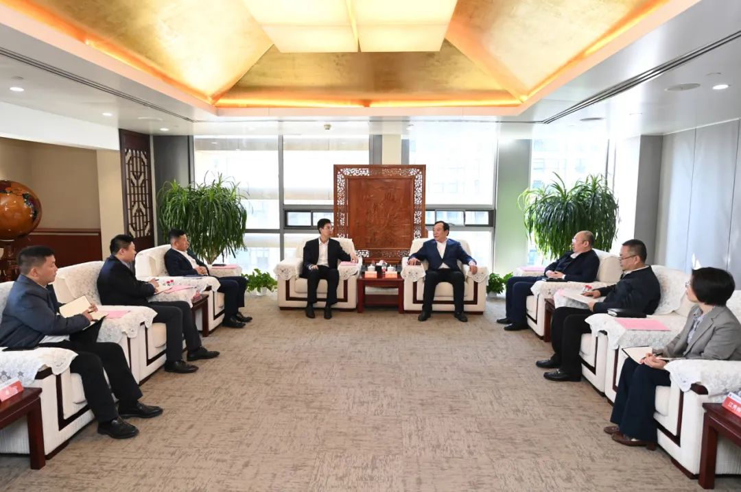 大唐國際黨委書記、董事長李凱會見中建五局黨委書記、董事長田衛(wèi)國